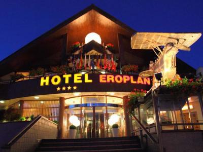 Hotel Eroplan Рожнов-под-Радгоштем Экстерьер фото